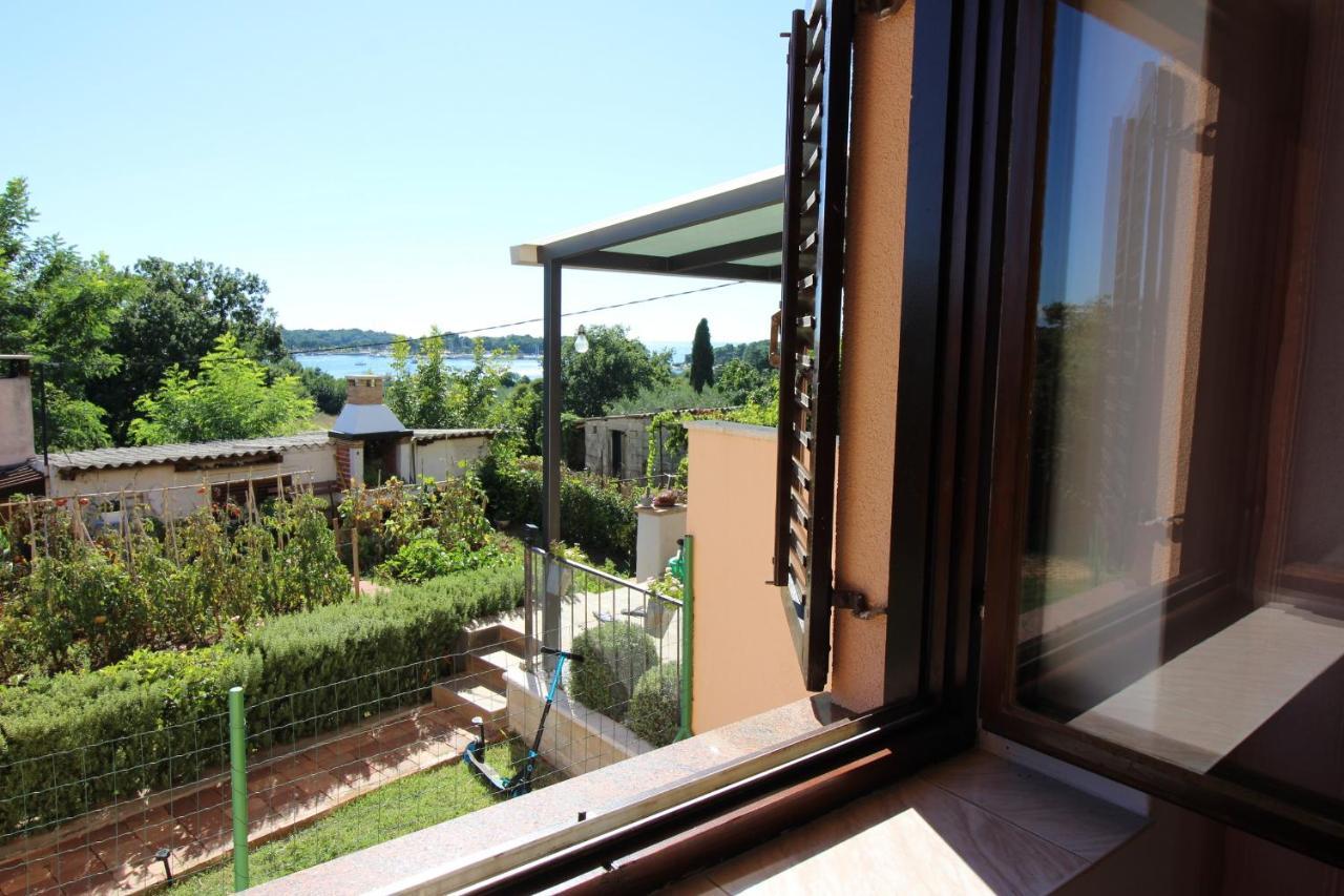 Apartment Liliana Near Beach Пореч Екстериор снимка